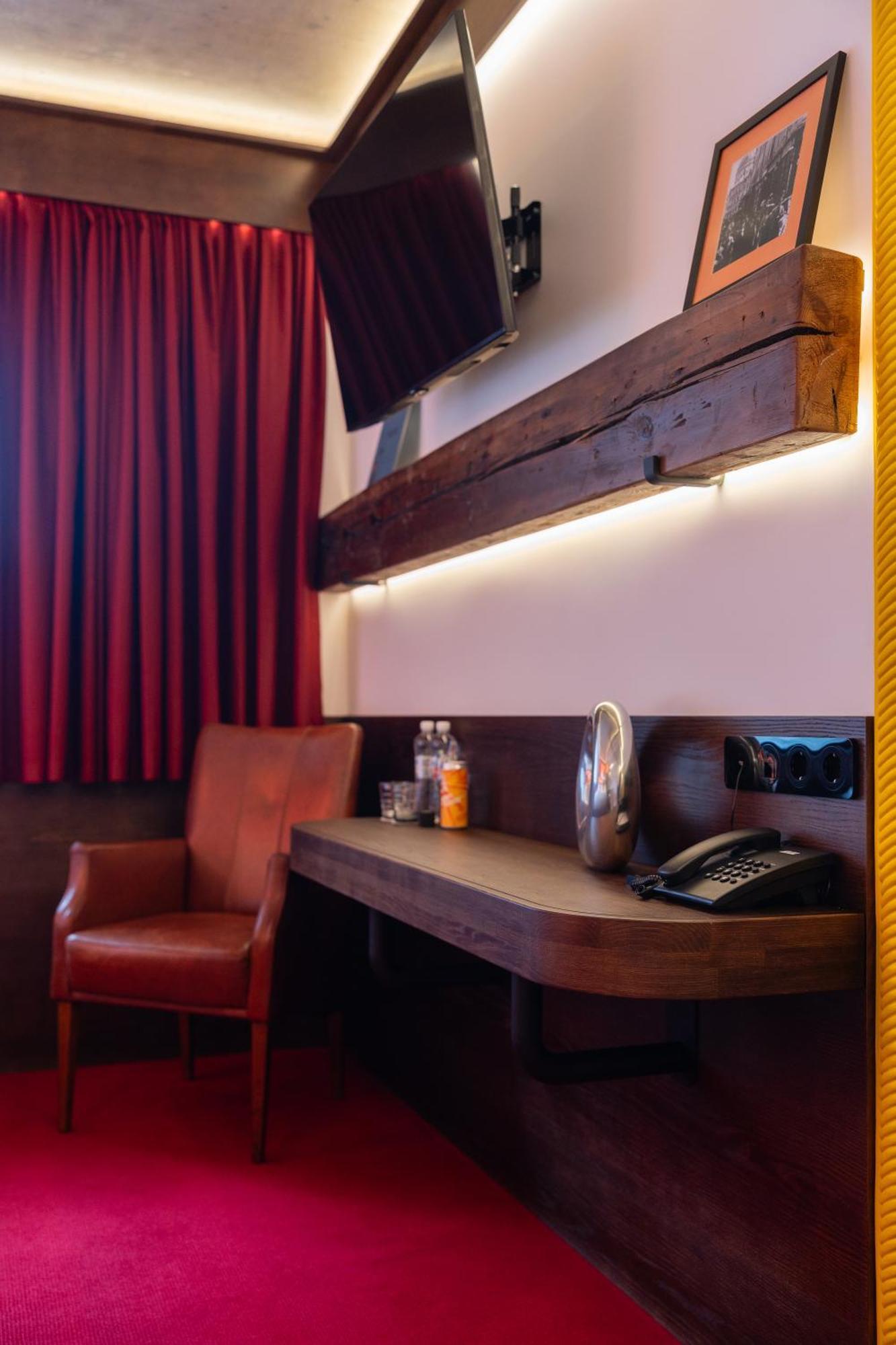 לבוב !Fest Hotel Rynok Square מראה חיצוני תמונה