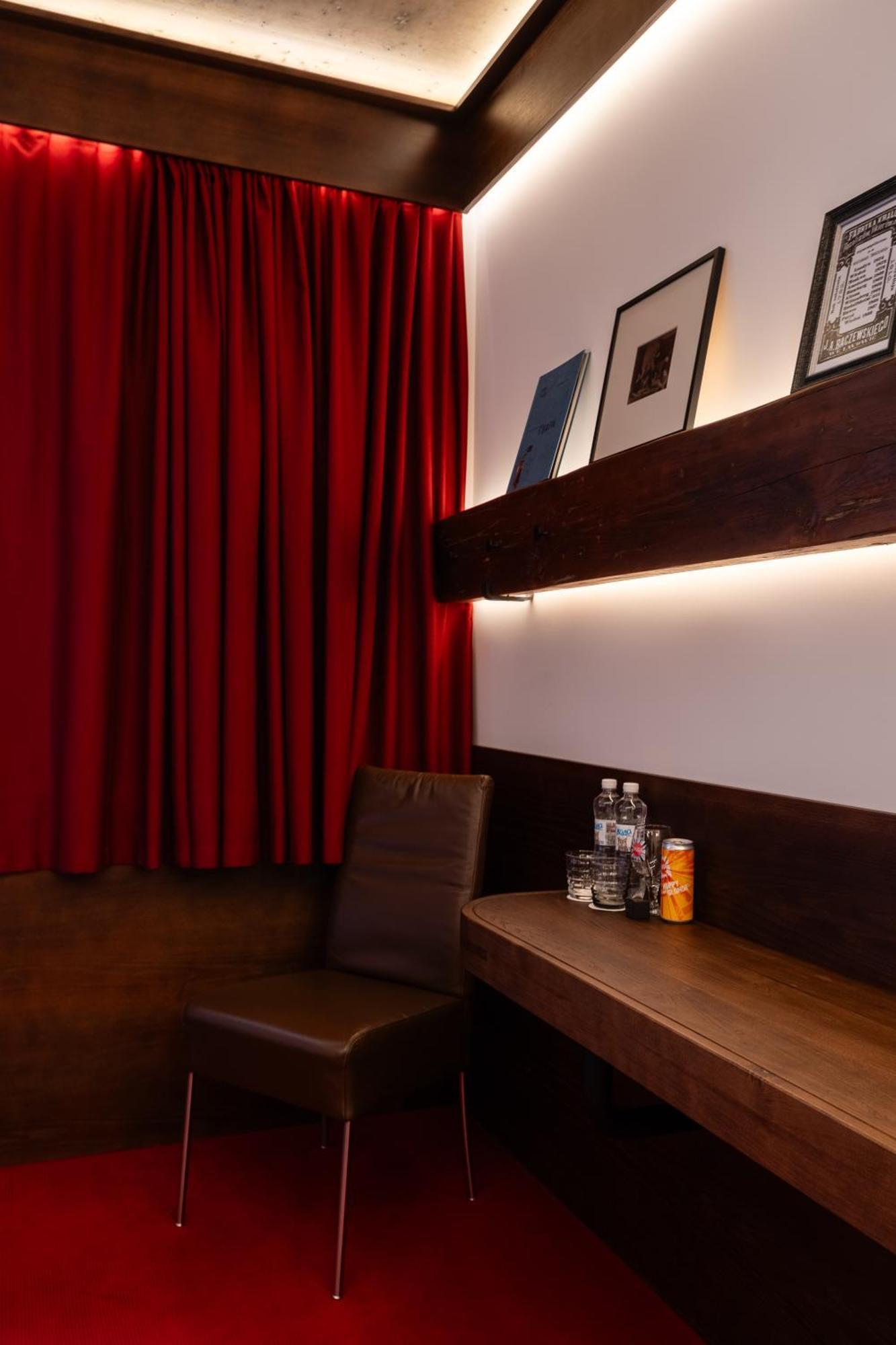 לבוב !Fest Hotel Rynok Square מראה חיצוני תמונה