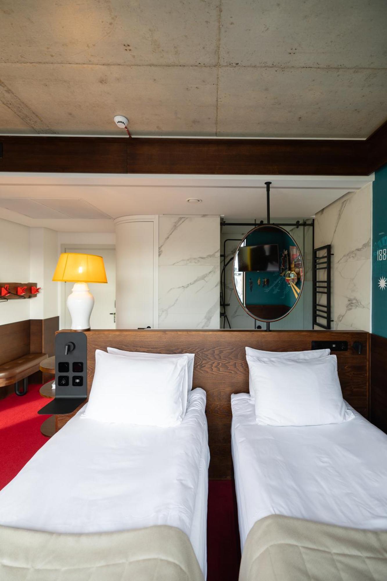 לבוב !Fest Hotel Rynok Square מראה חיצוני תמונה
